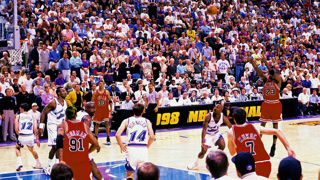 Top Nba Finals Moments Michael Jordan S Jumper Seals 1998 Title Nba Com