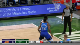 NBA | Video: Phoenix Suns Highlights vs. Milwaukee Bucks
