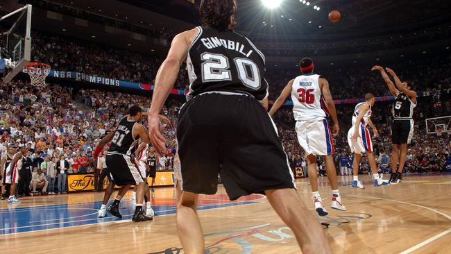 NBA | Video: Top Finals Moments: Big Shot Bob