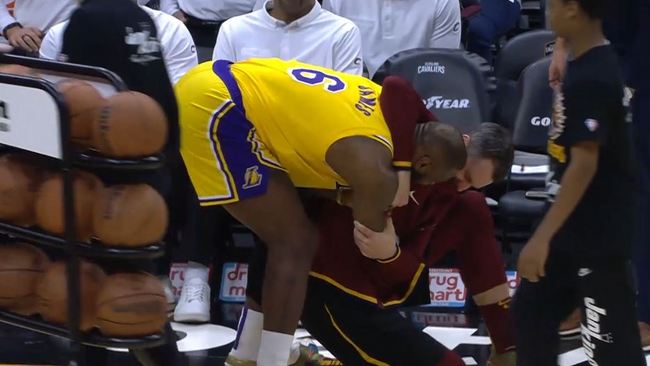 Nba Video Kevin Love Avenges Lebron S Poster Slam With Playful Nba Video Kevin Love Avenges Lebron S Poster Slam With Playful